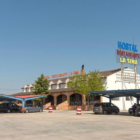 Hotel-Restaurante La Sima Castillo de Garcimuñoz Buitenkant foto